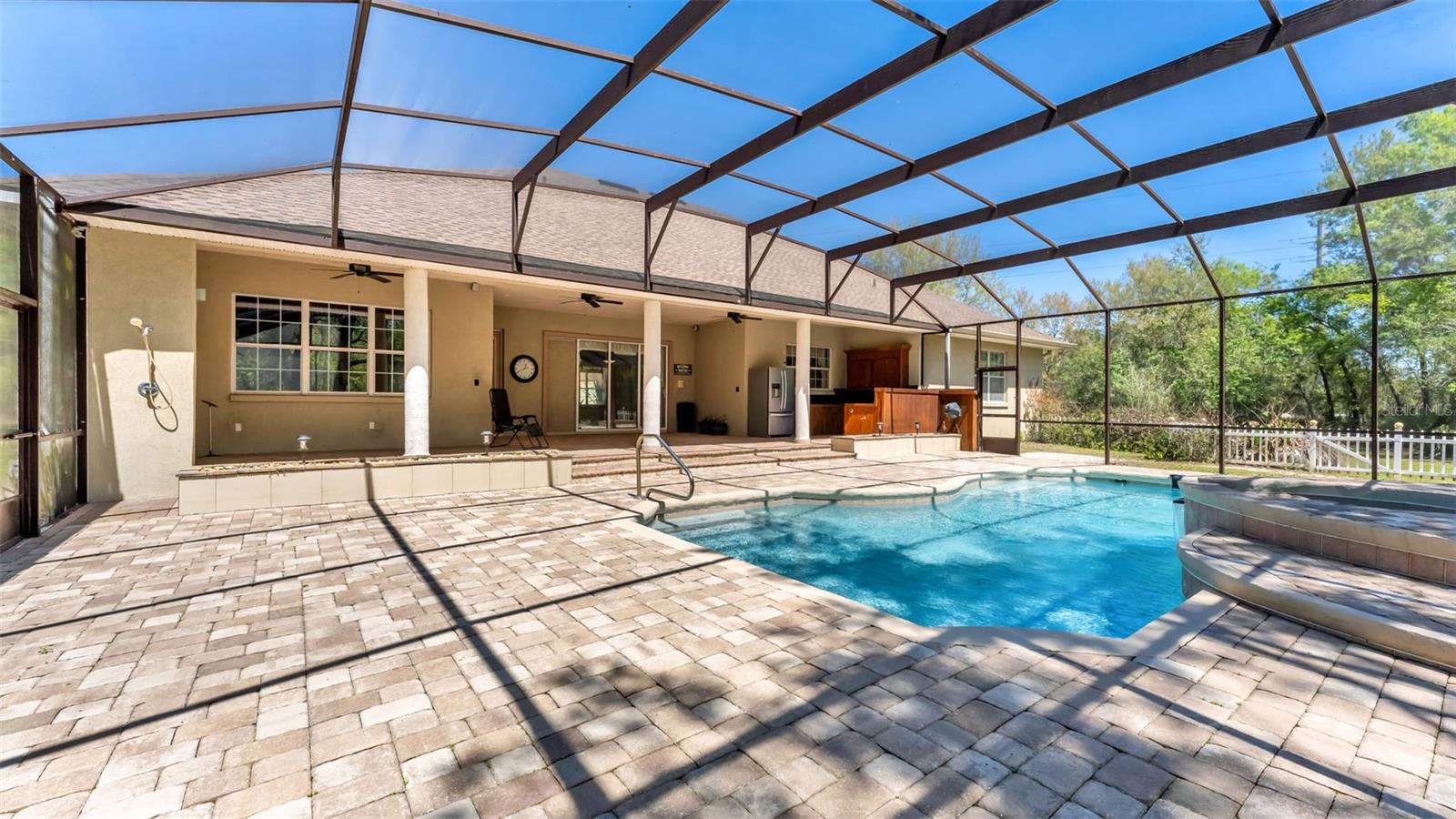 LAKELAND ACRES - Residential