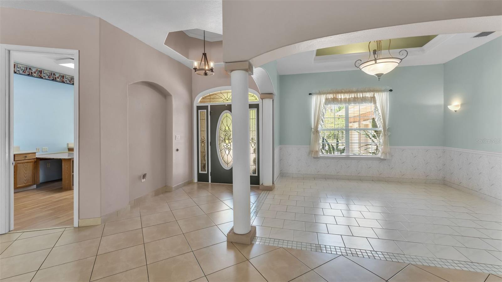 LAKELAND ACRES - Residential