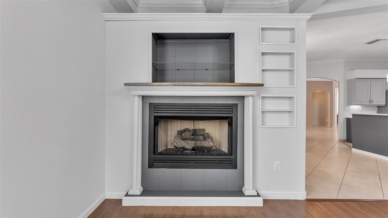 LAKELAND ACRES - Residential