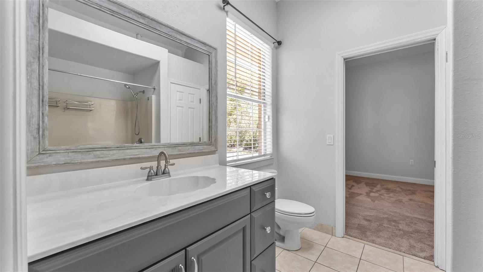 LAKELAND ACRES - Residential