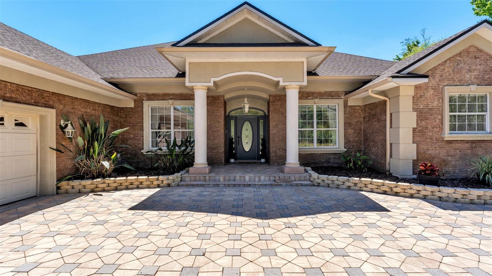 LAKELAND ACRES - Residential