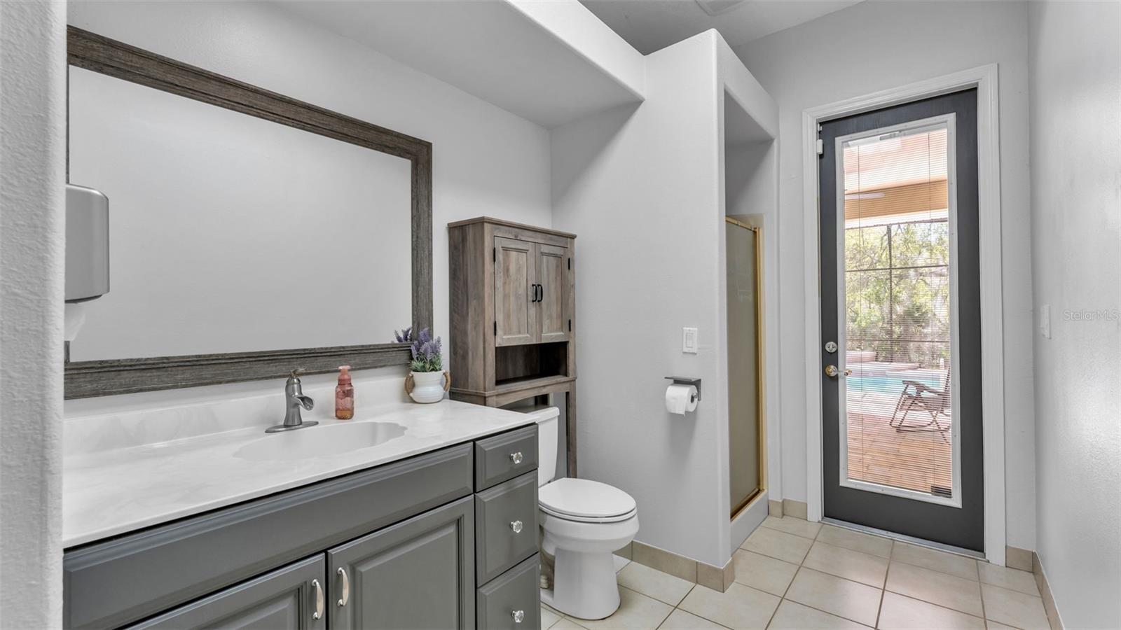 LAKELAND ACRES - Residential