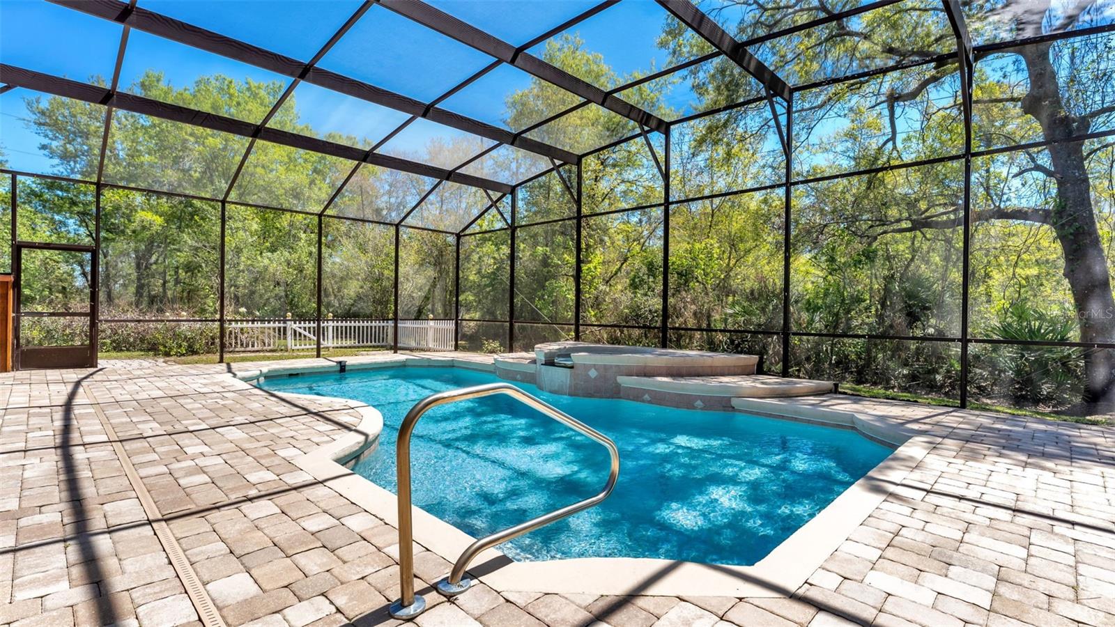 LAKELAND ACRES - Residential