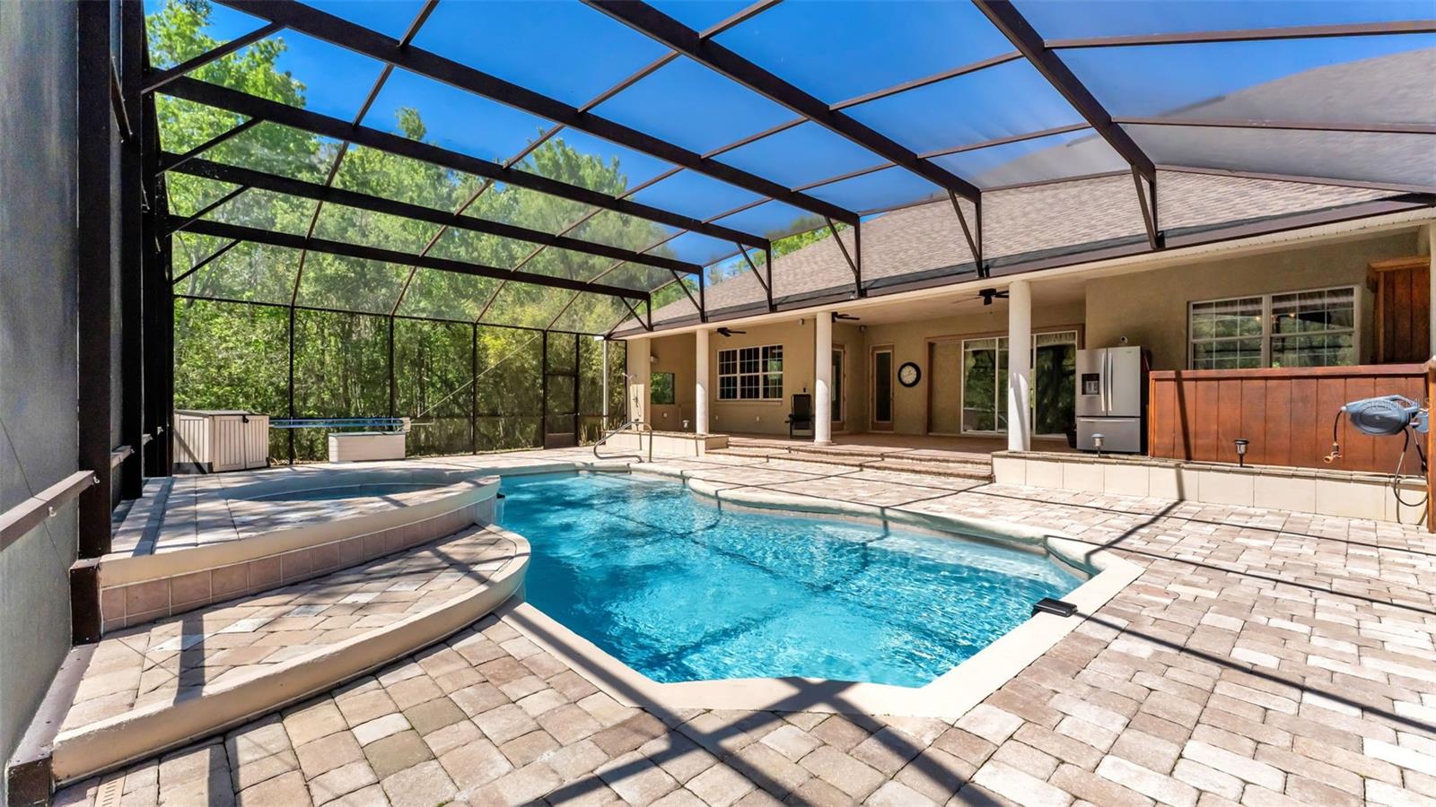 LAKELAND ACRES - Residential