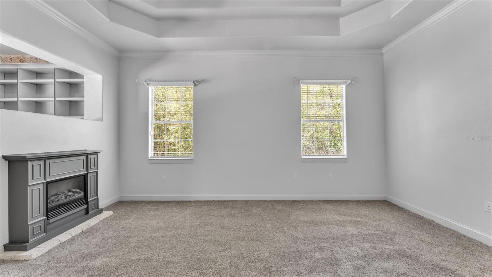 LAKELAND ACRES - Residential