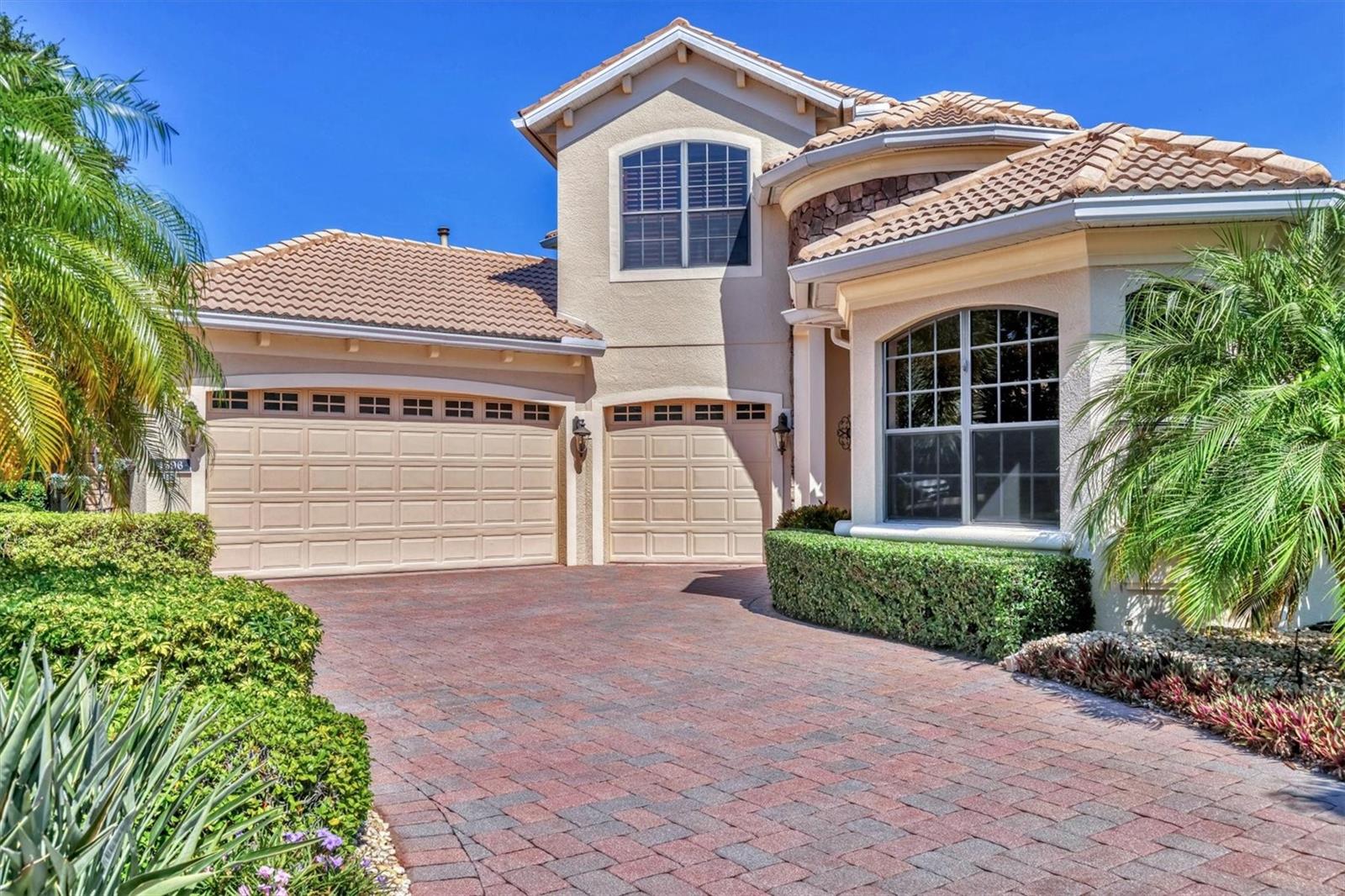 4596 TUSCANA DRIVE
