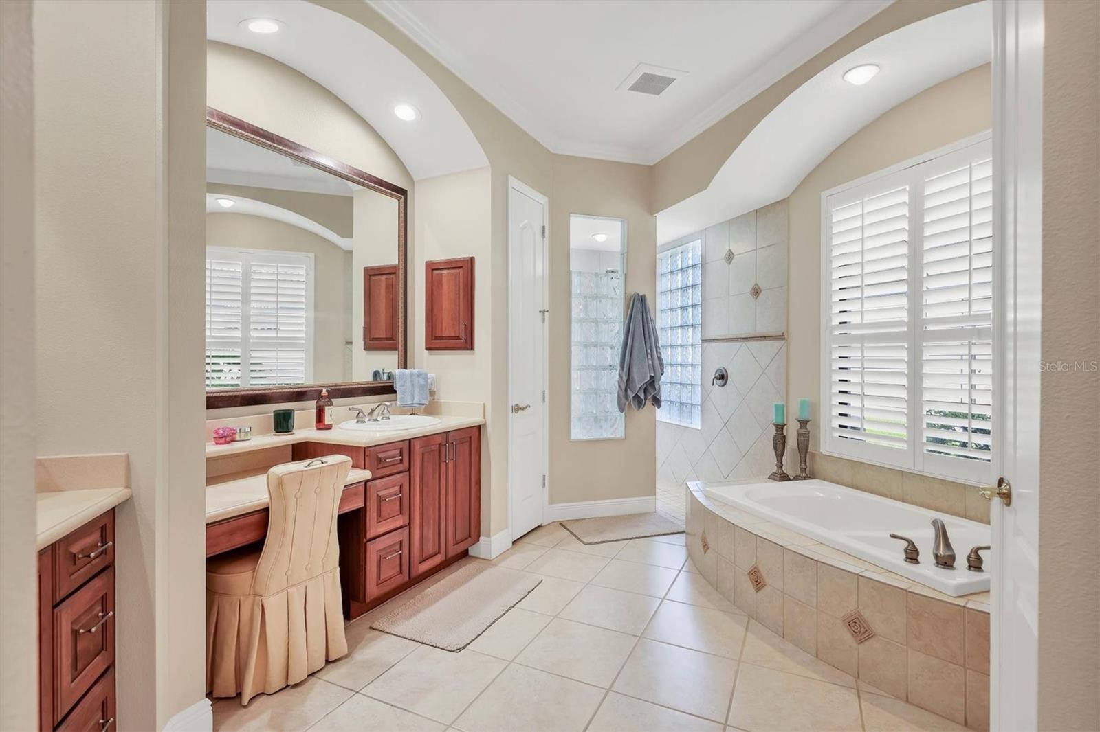 TUSCANA - Residential