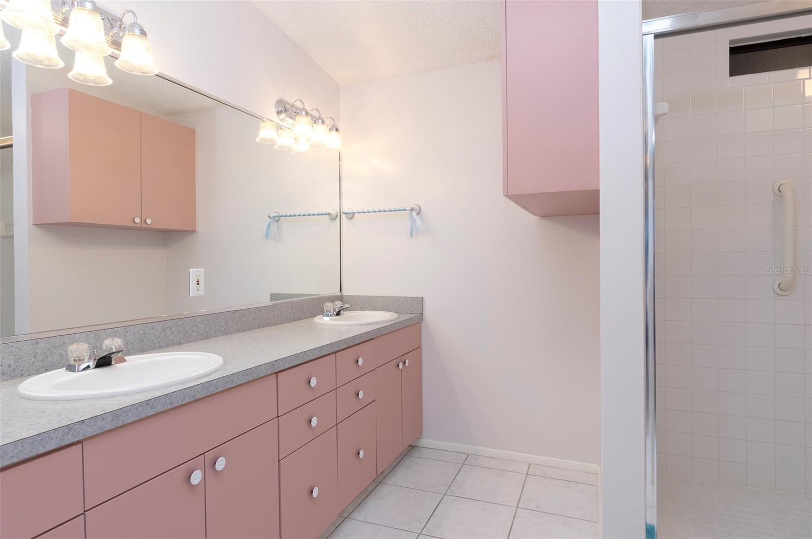 GOLDEN GATE MOBILE HOME PARK UNREC - Residential