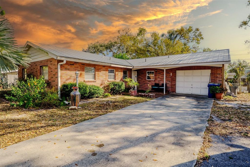 Photo of 3372 Webber Street, Sarasota, FL 34239 (MLS # W7883327)