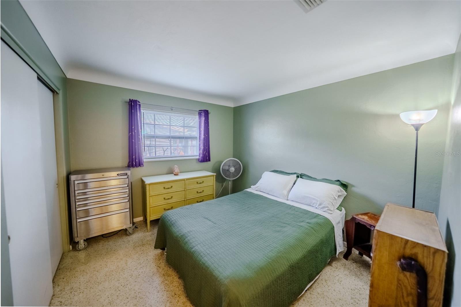 SOUTH GATE MANOR - Residential