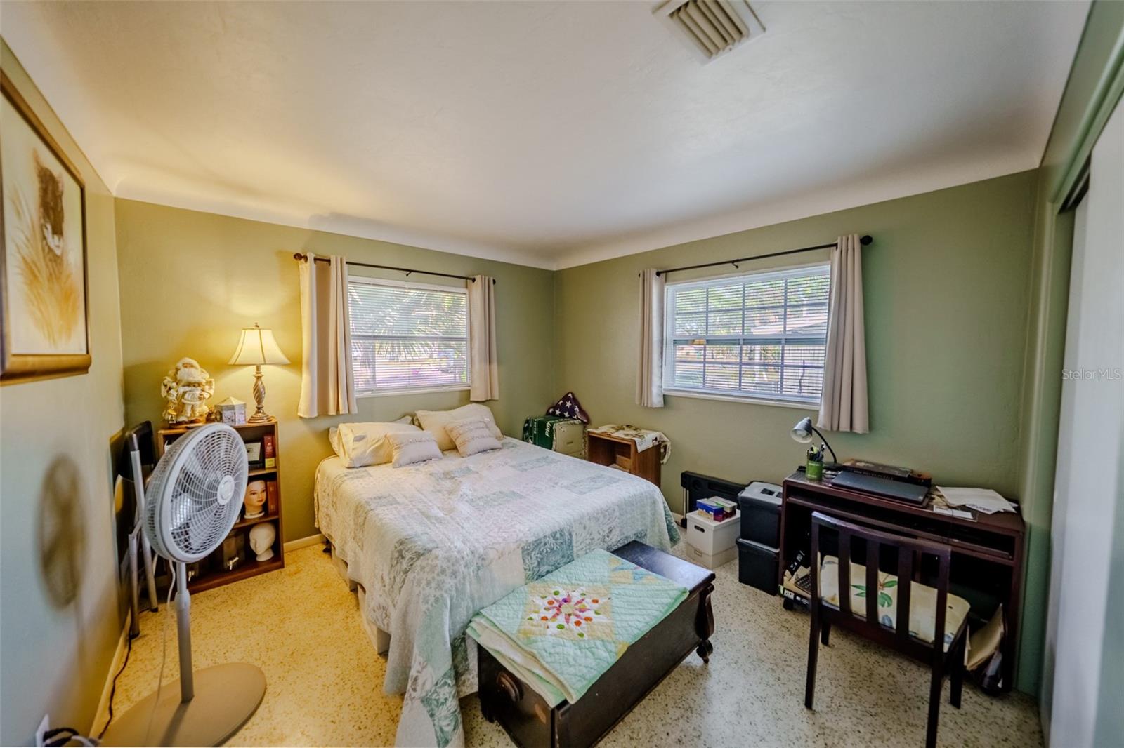 SOUTH GATE MANOR - Residential