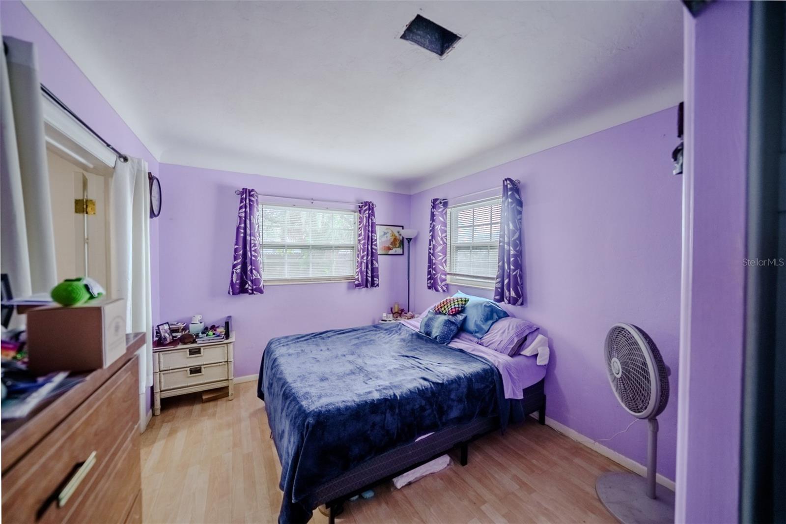 SOUTH GATE MANOR - Residential