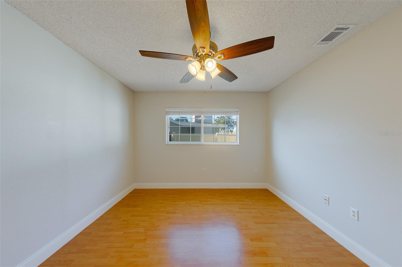 BEACON GROVES UNIT III - Residential