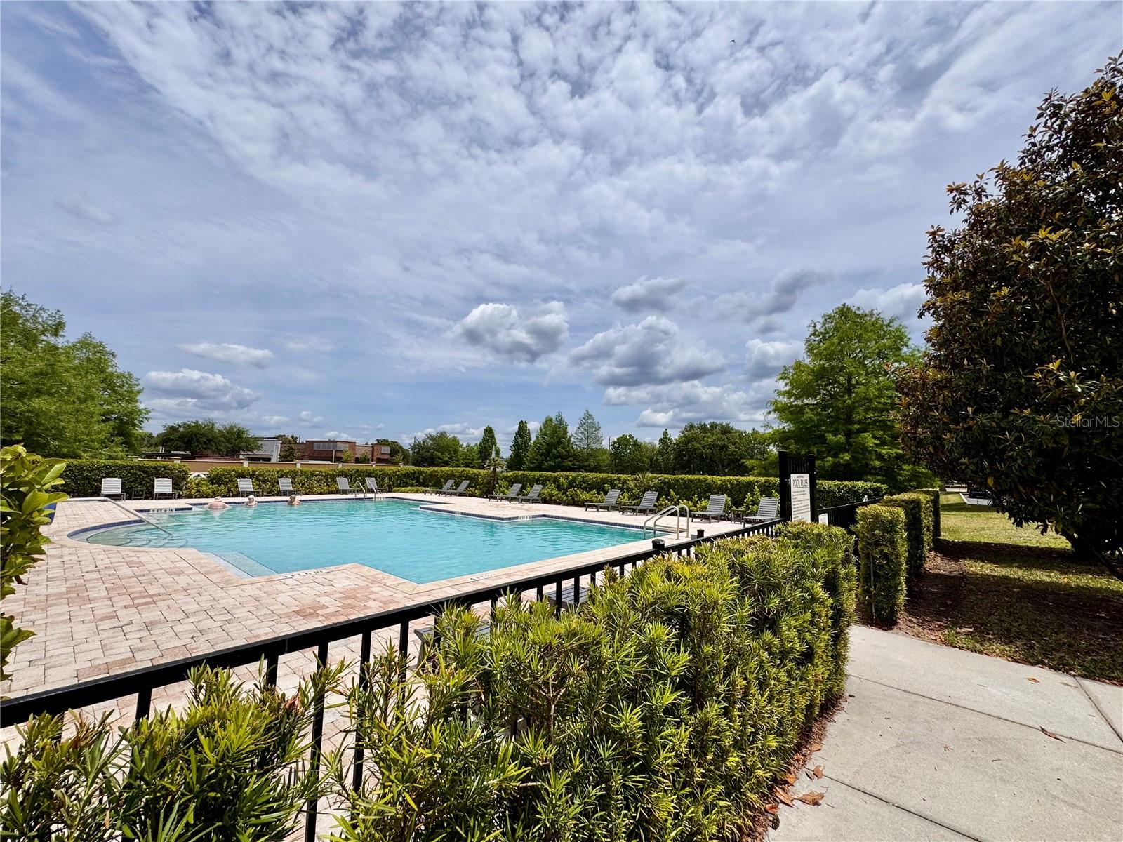 SAVANNAH PARK - Residential