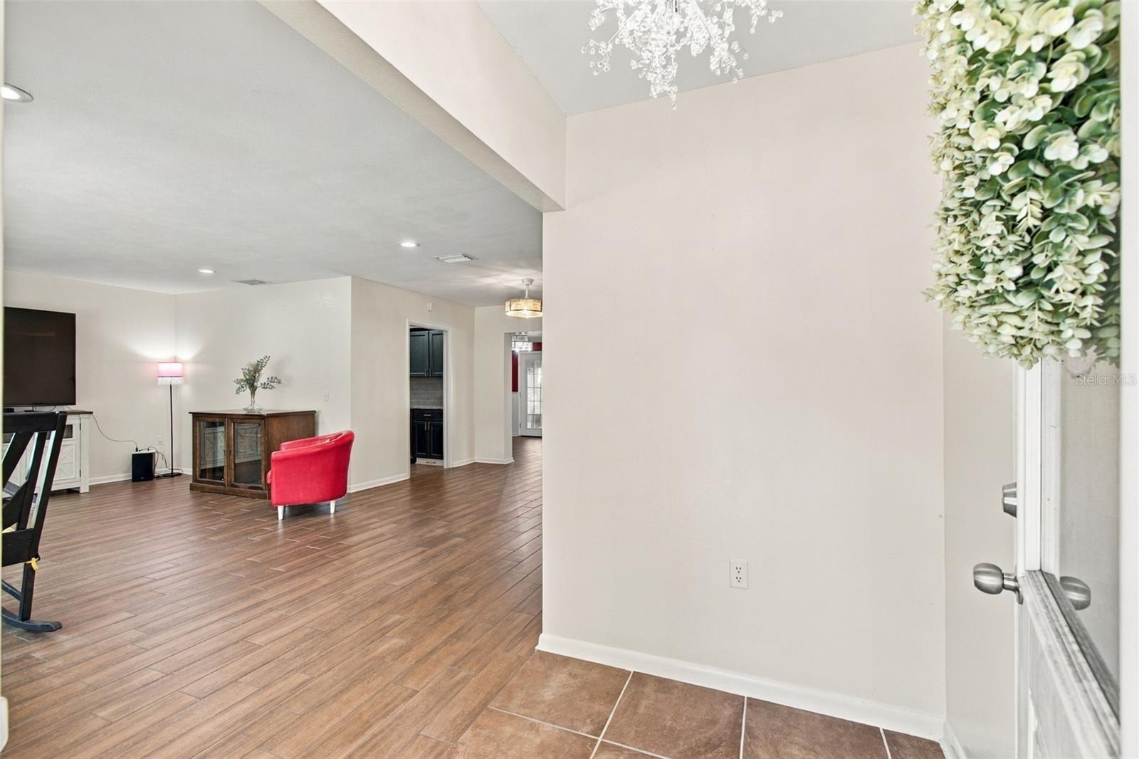 1103 RIDGEFIELD DRIVE