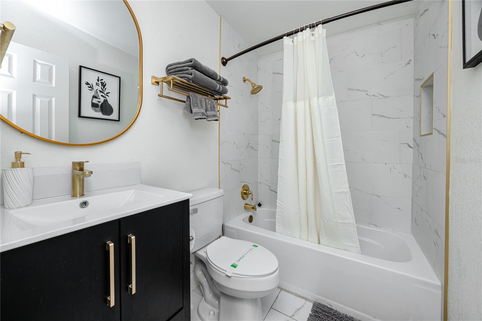 PINE GROVE ESTATES ADD - Residential