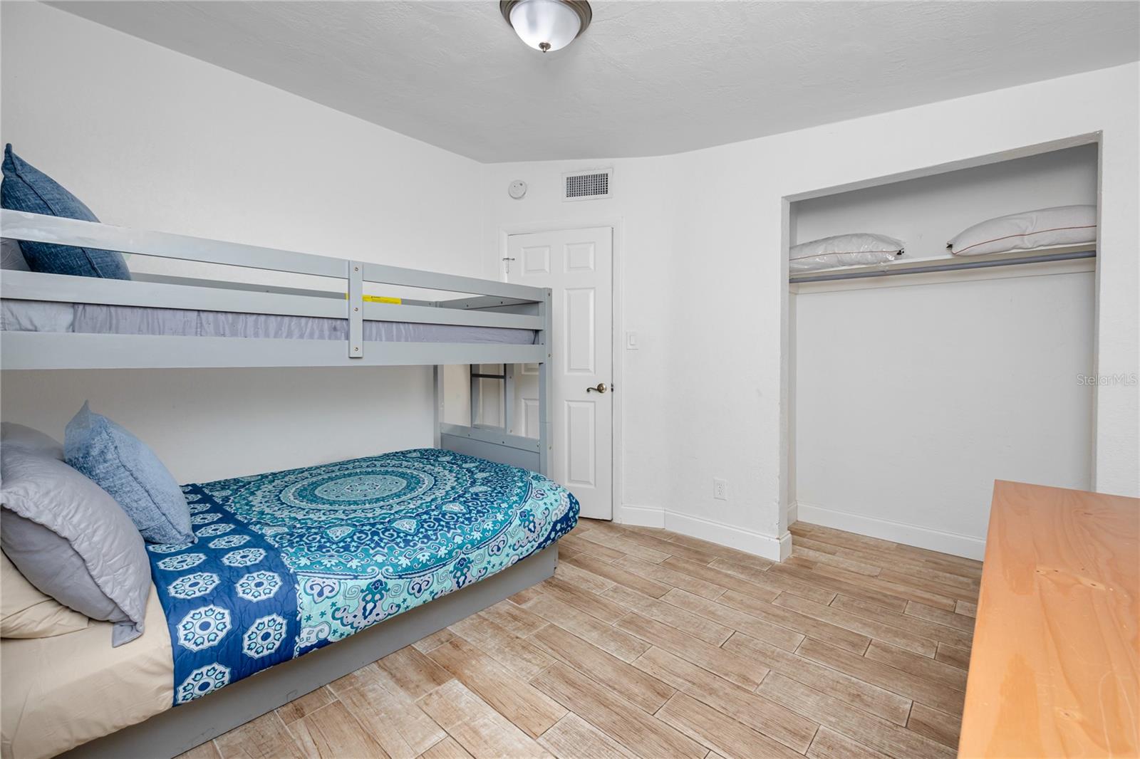 PINE GROVE ESTATES ADD - Residential