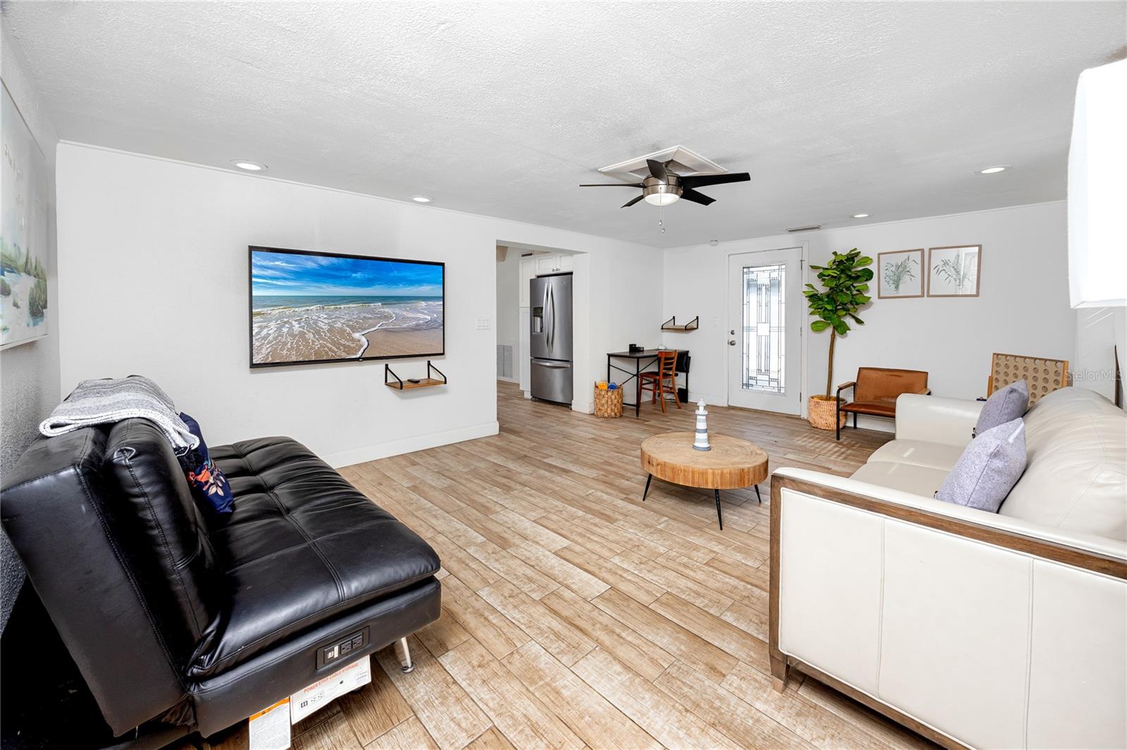 PINE GROVE ESTATES ADD - Residential