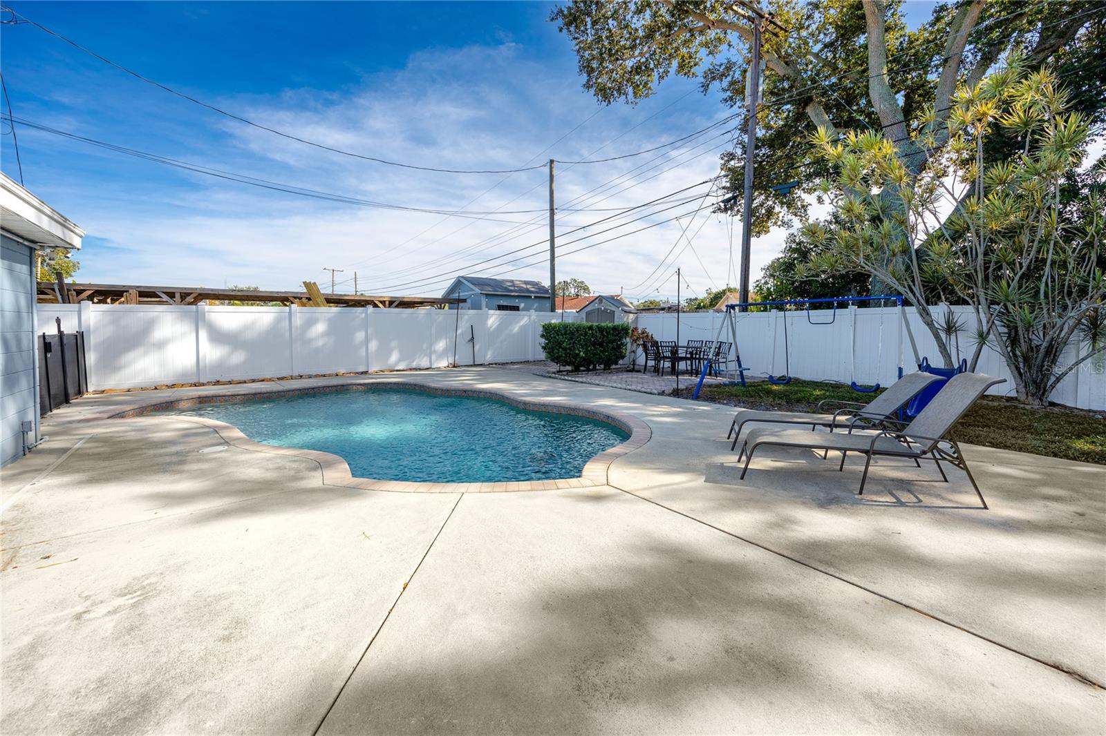 PINE GROVE ESTATES ADD - Residential