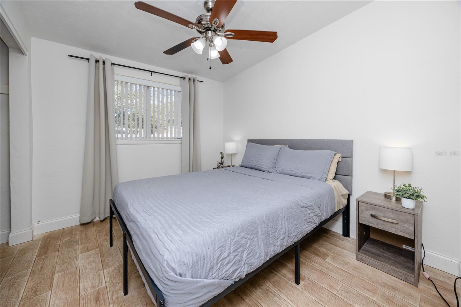 PINE GROVE ESTATES ADD - Residential