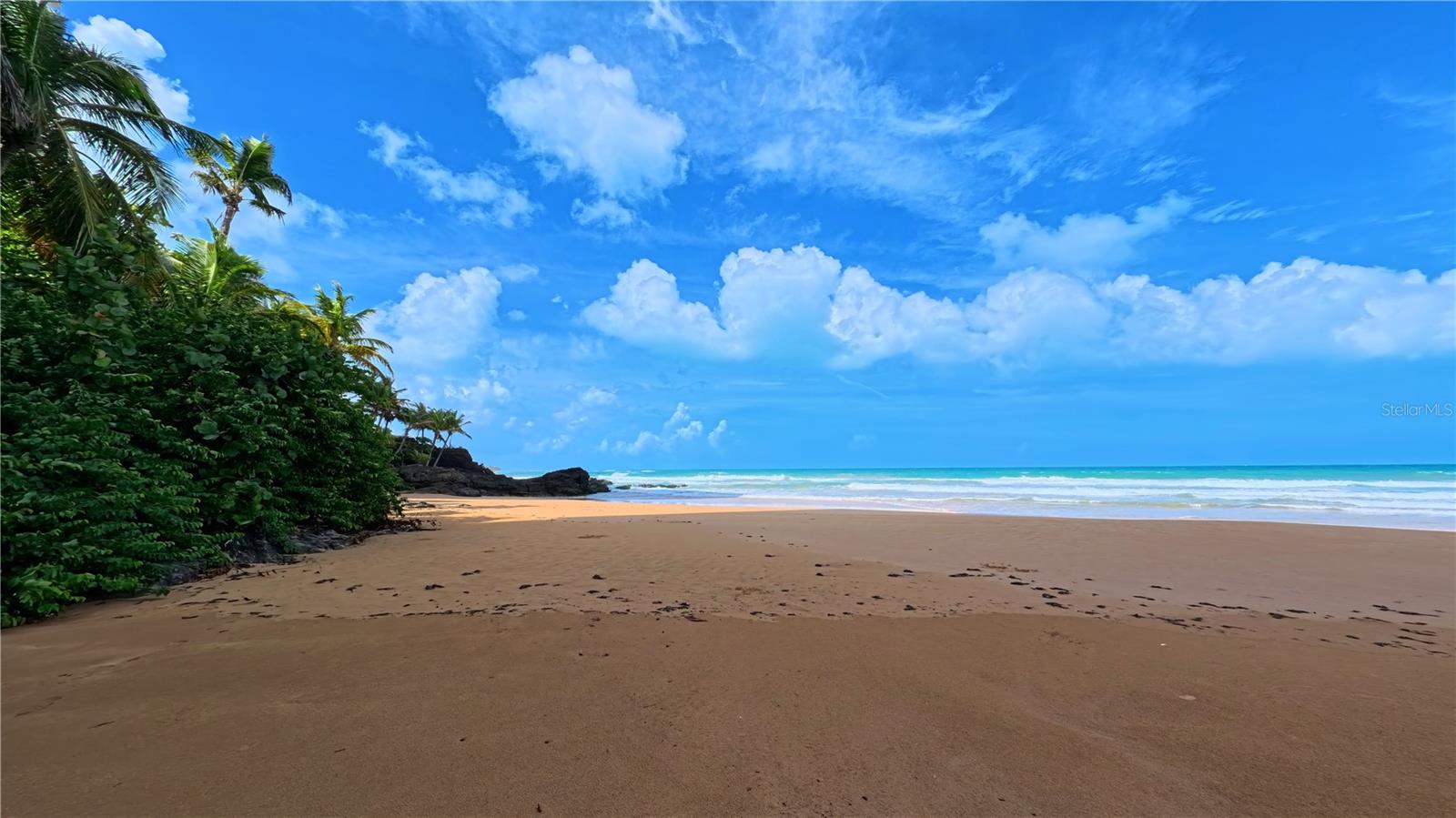 SANDY HILLS CONDOMINIUM - Residential