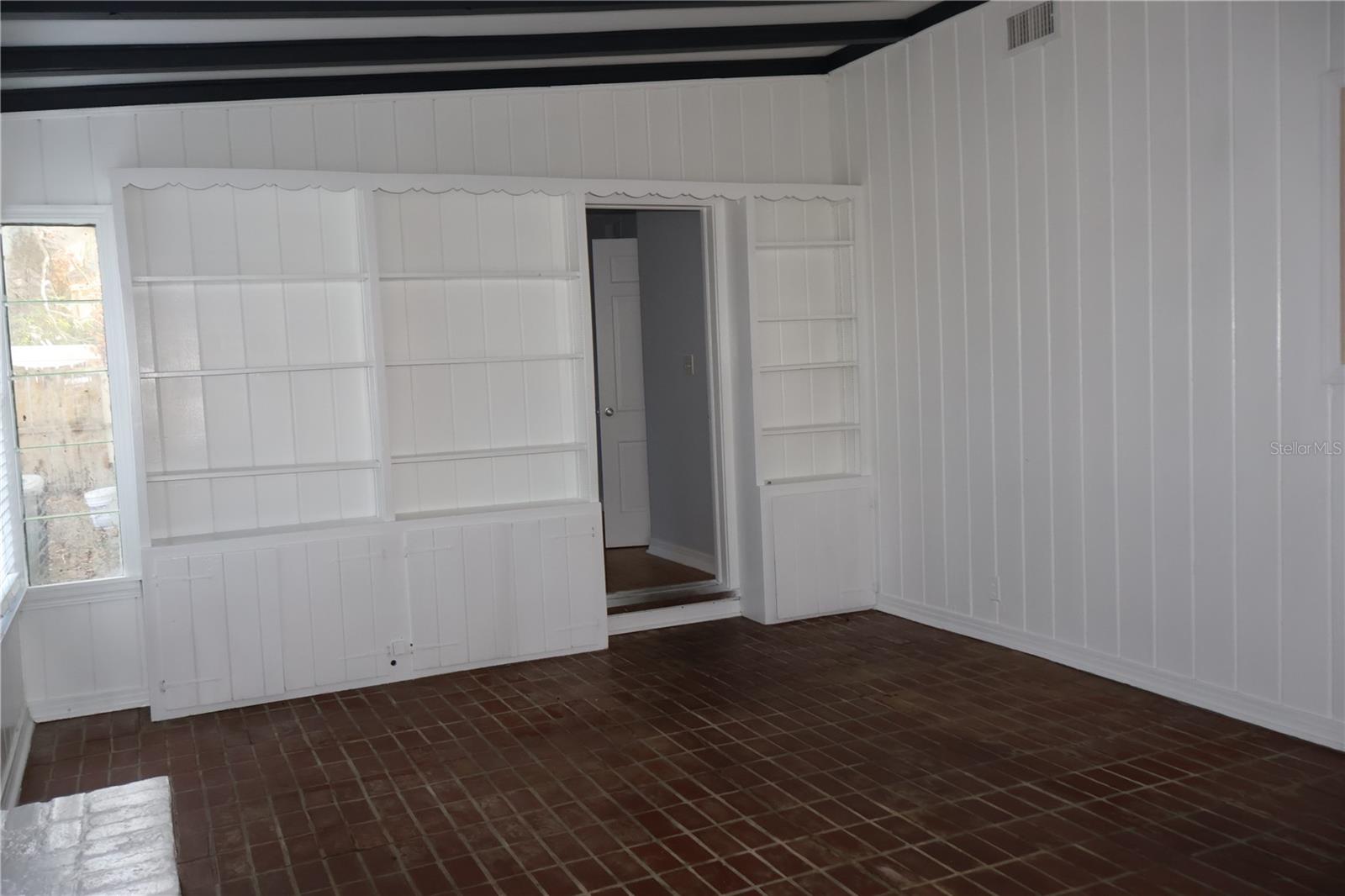 BELLE VISTA - Residential Lease