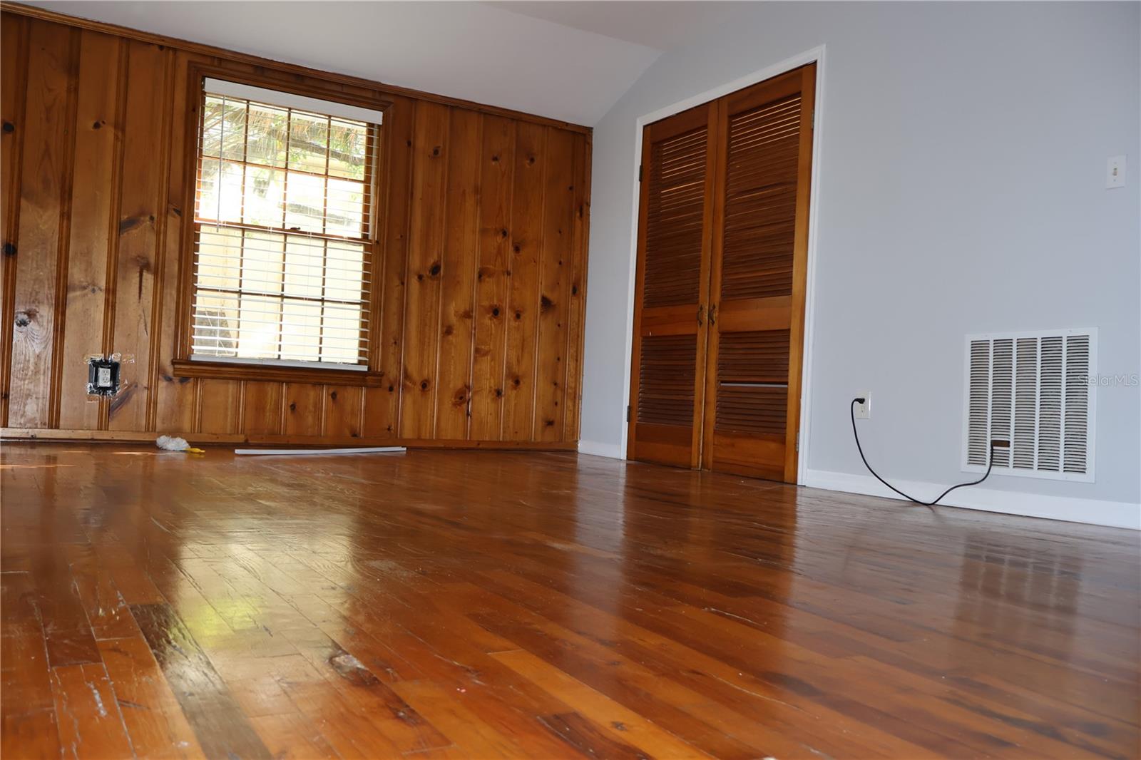 BELLE VISTA - Residential Lease