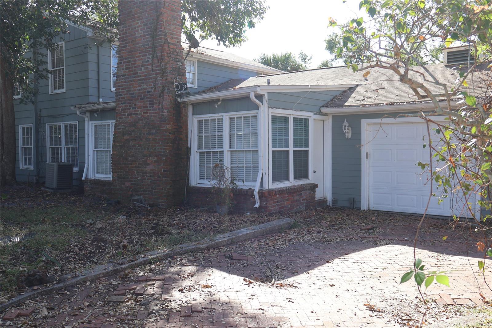 BELLE VISTA - Residential Lease