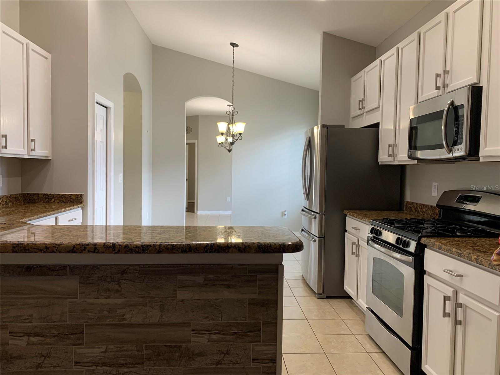 AVELAR CREEK NORTH - Residential