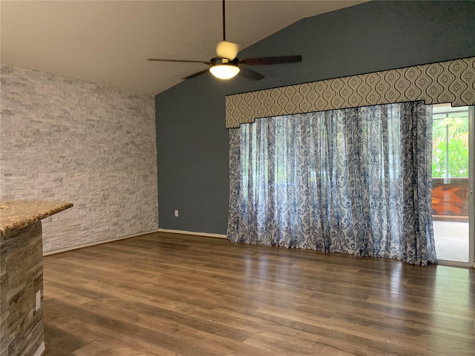 AVELAR CREEK NORTH - Residential