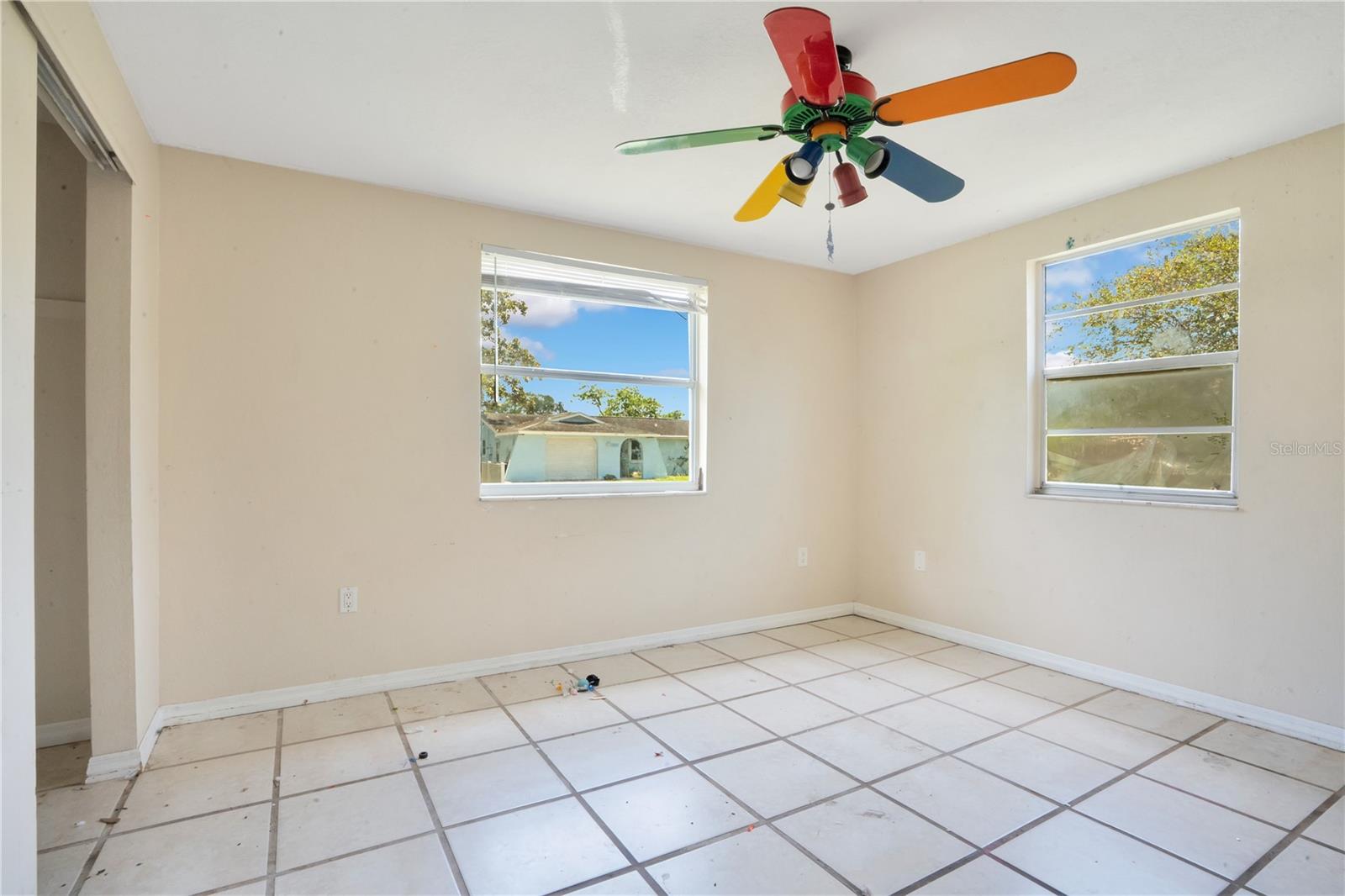 EMBASSY HILLS - Residential