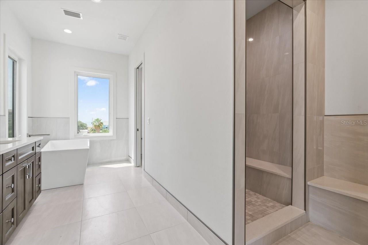 PUNTA VISTA BENNETT BEACH - Residential