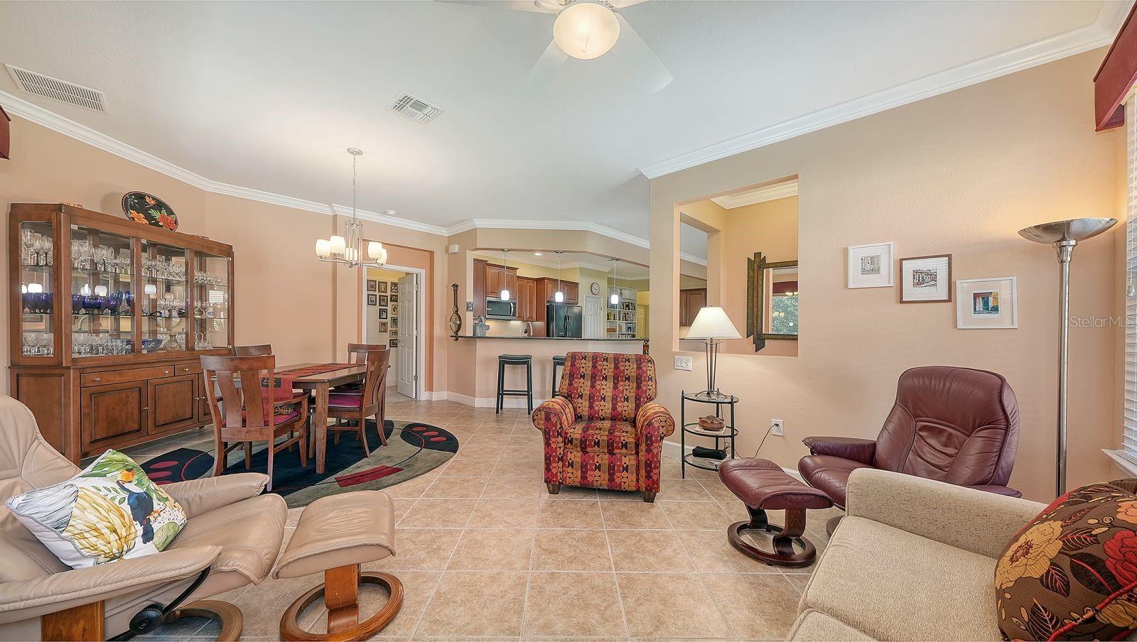 VENETIAN FALLS PH 3 - Residential