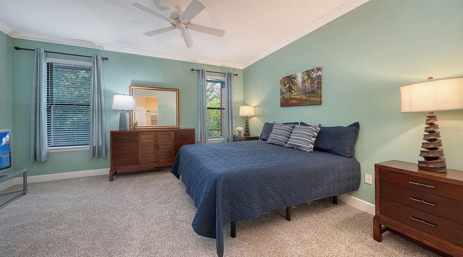 VENETIAN FALLS PH 3 - Residential