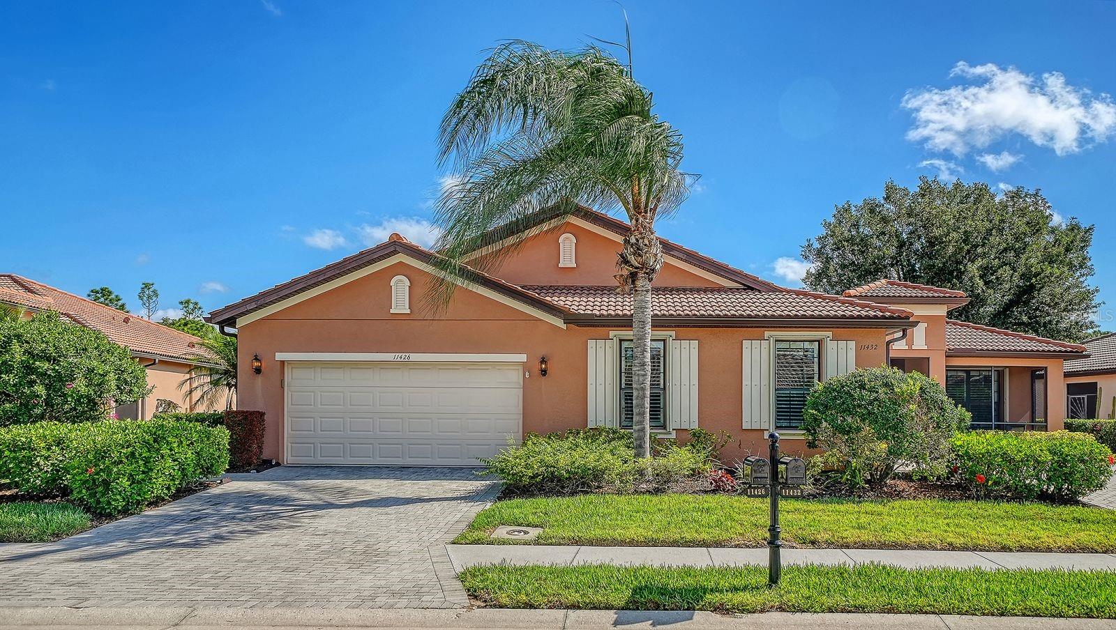 VENETIAN FALLS PH 3 - Residential
