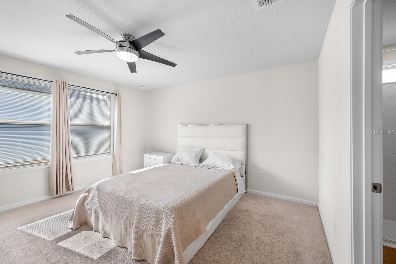 ISLES/LK NONA PH 1B - Residential Lease