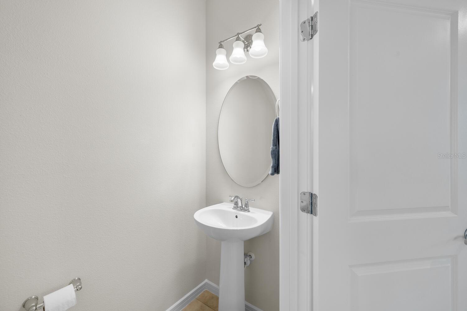 ISLES/LK NONA PH 1B - Residential Lease