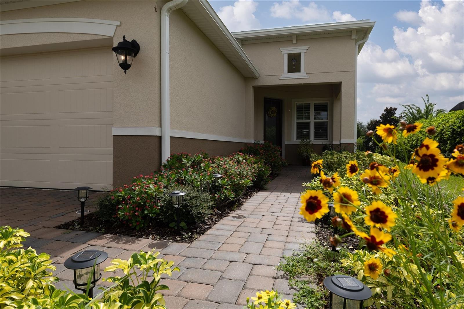 1118 AVERY MEADOWS WAY
