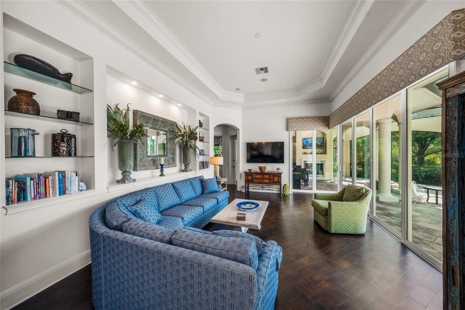 LAKE CLUB PH I - Residential