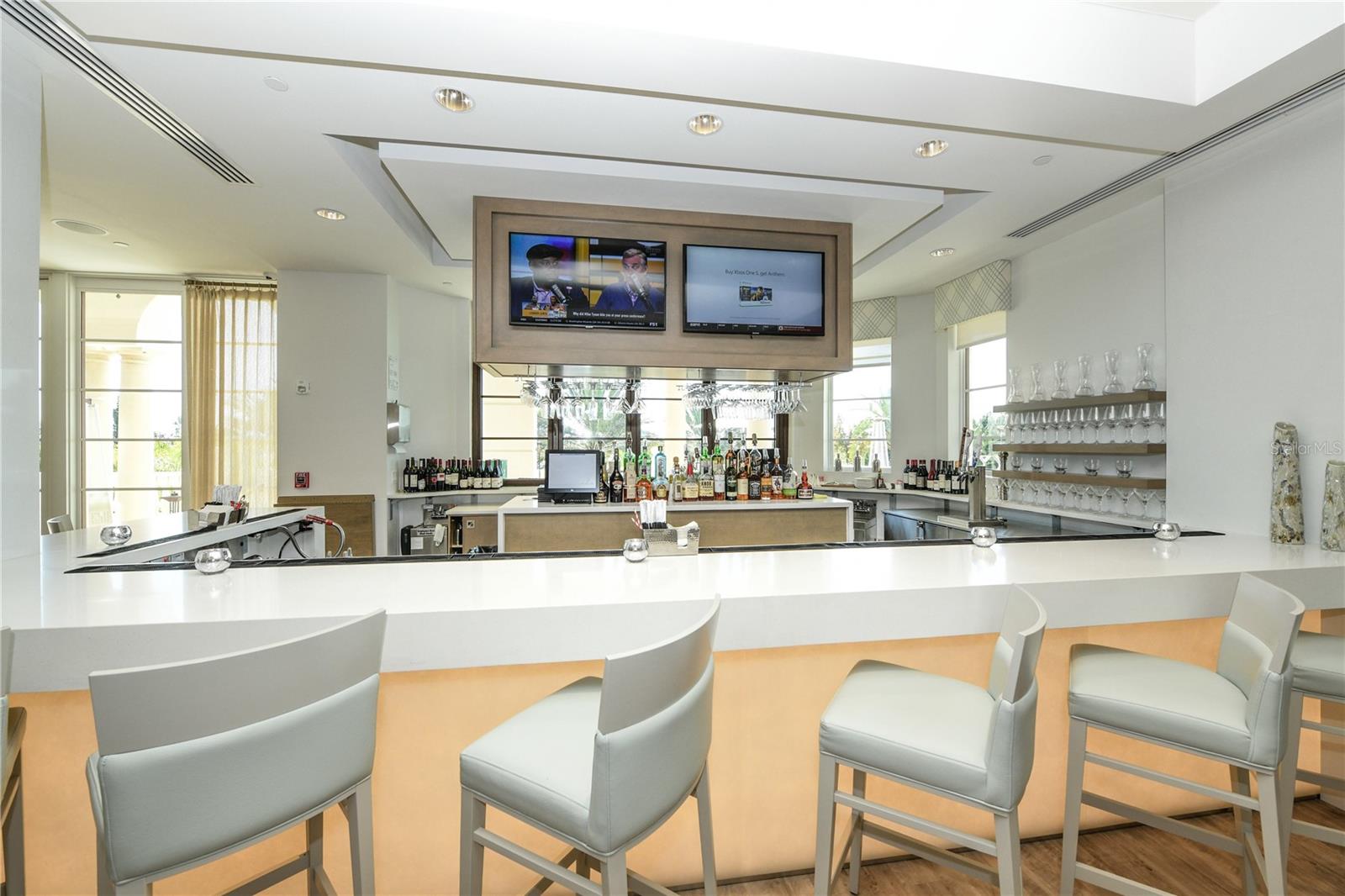 LAKE CLUB PH I - Residential