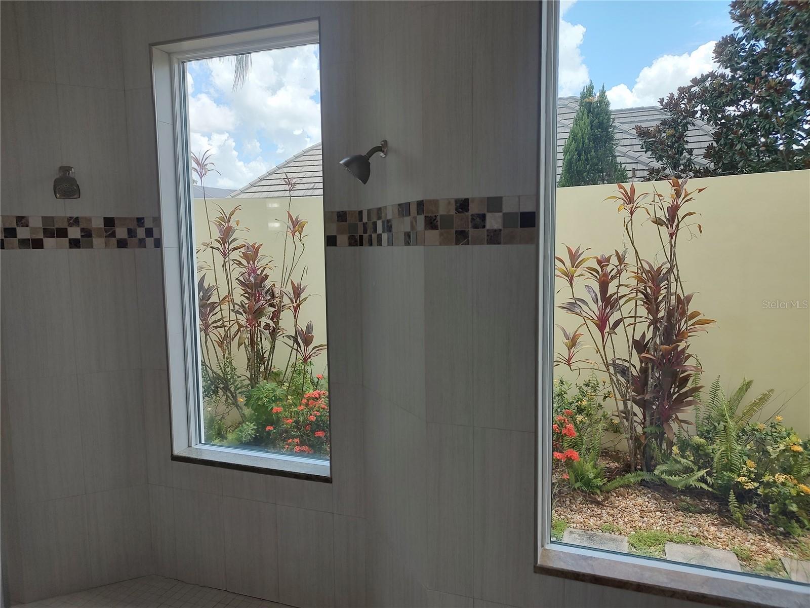 LAKE CLUB PH I - Residential