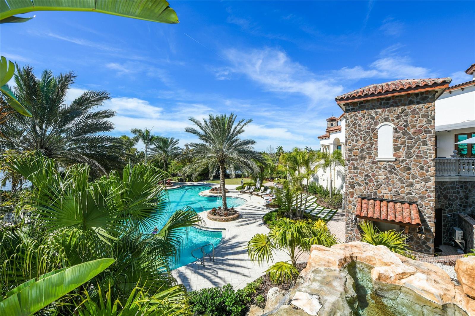 LAKE CLUB PH I - Residential