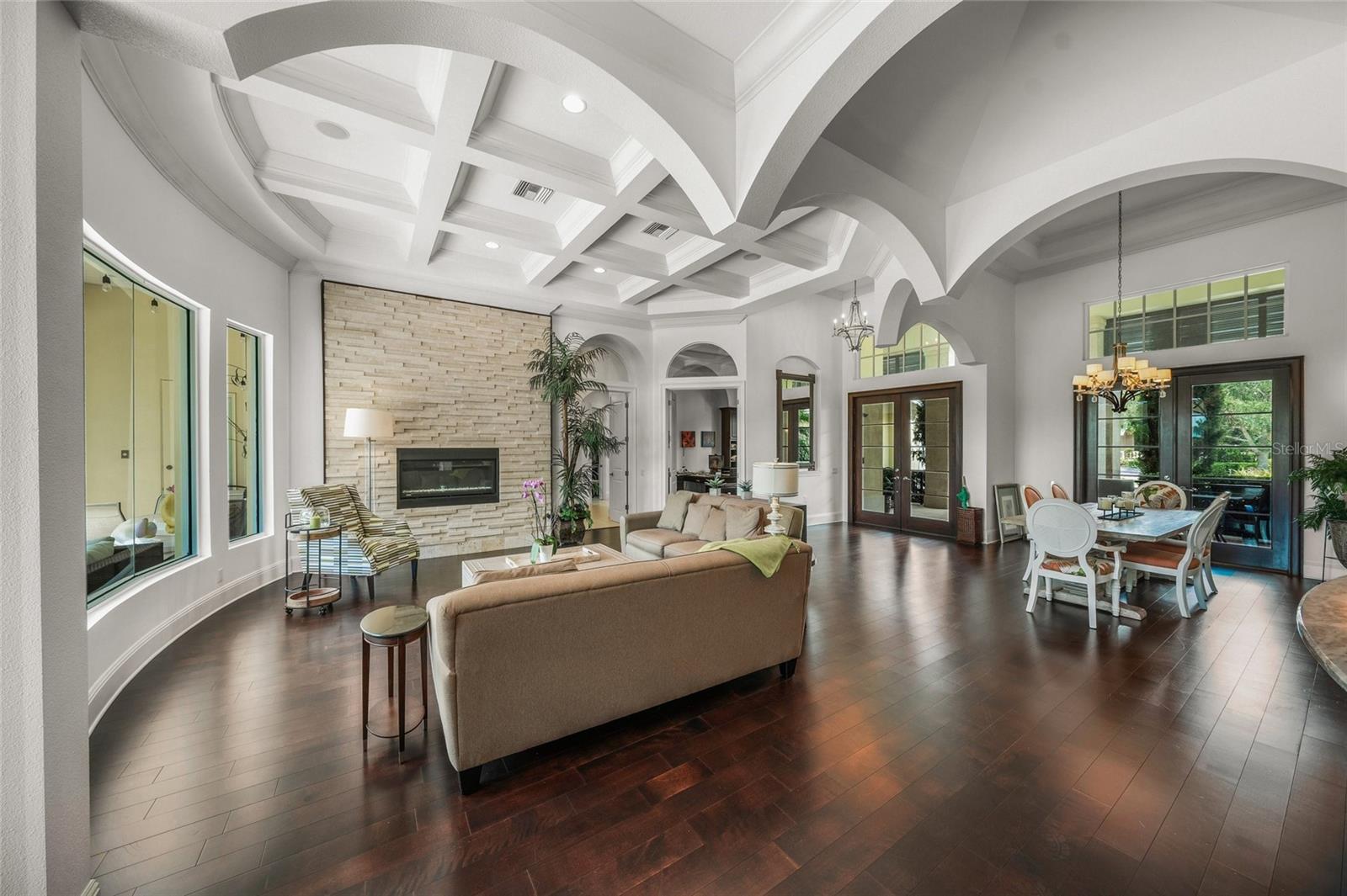 LAKE CLUB PH I - Residential