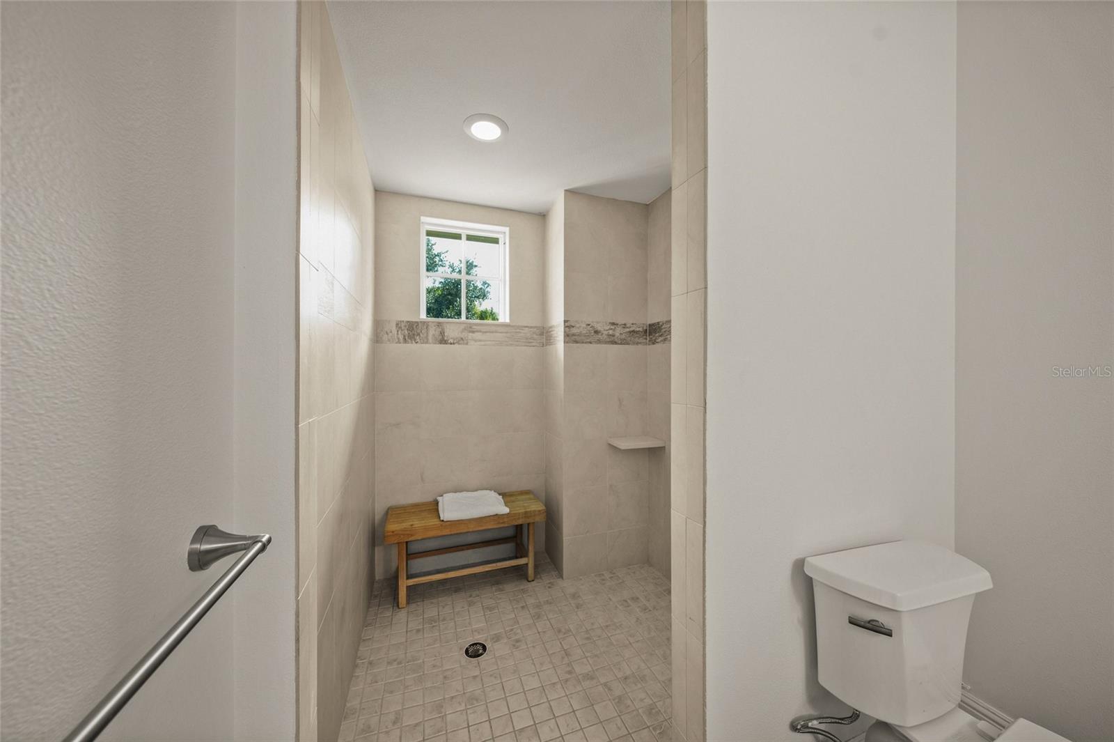 LAKE CLUB PH I - Residential