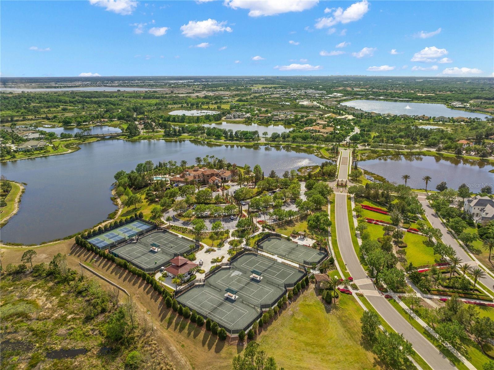 LAKE CLUB PH I - Residential