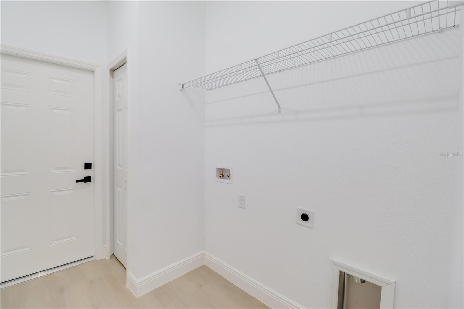 SILVER SPGS SHORES UN #36 - Residential