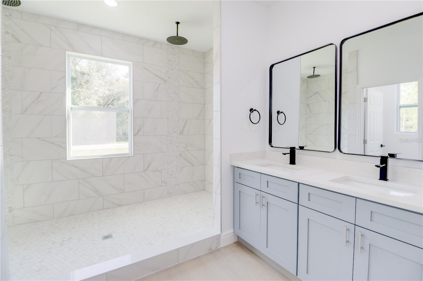 SILVER SPGS SHORES UN #36 - Residential