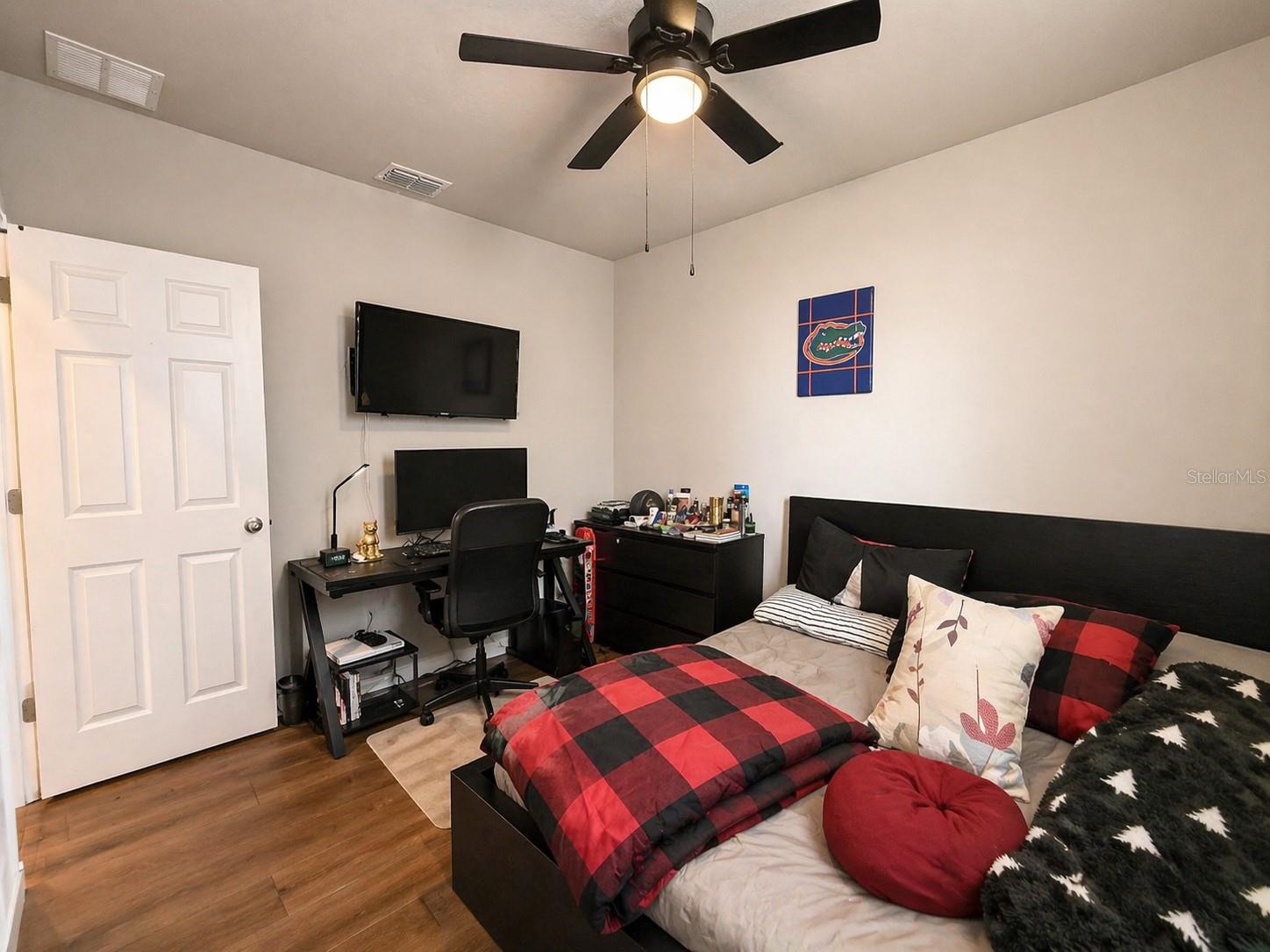 LUCERNE PARK RESERVE - Residential