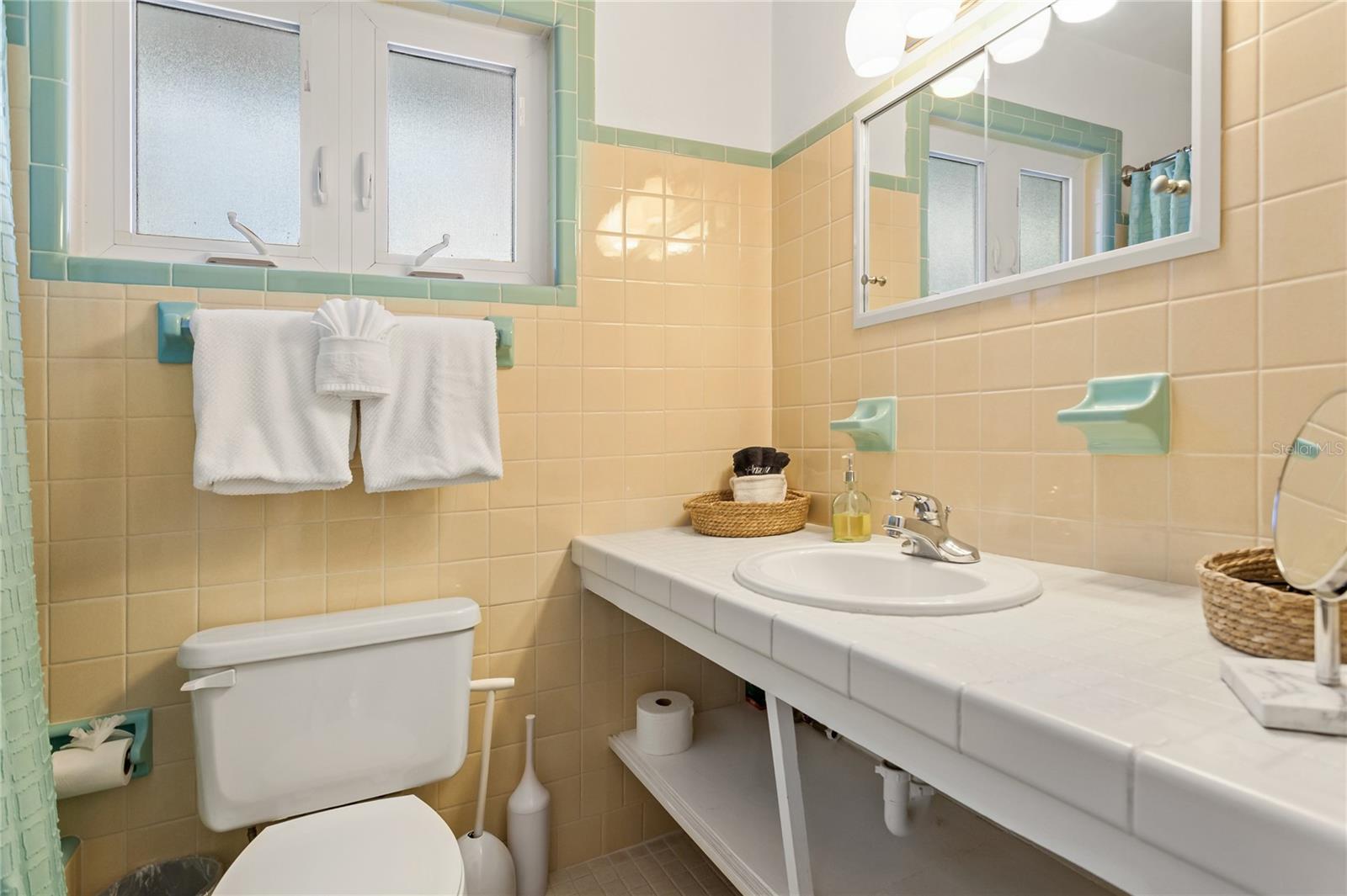 GOLDEN BEACH SUB - Residential