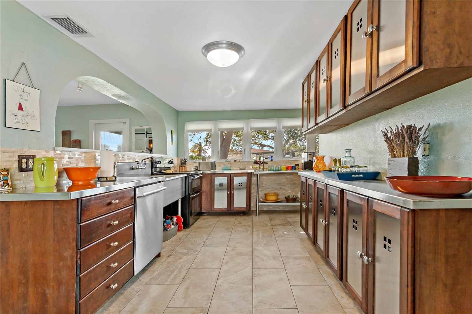 GOLDEN BEACH SUB - Residential